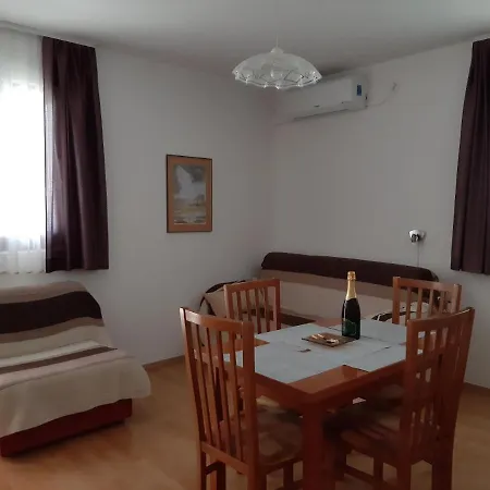 Agrijan Appartement *